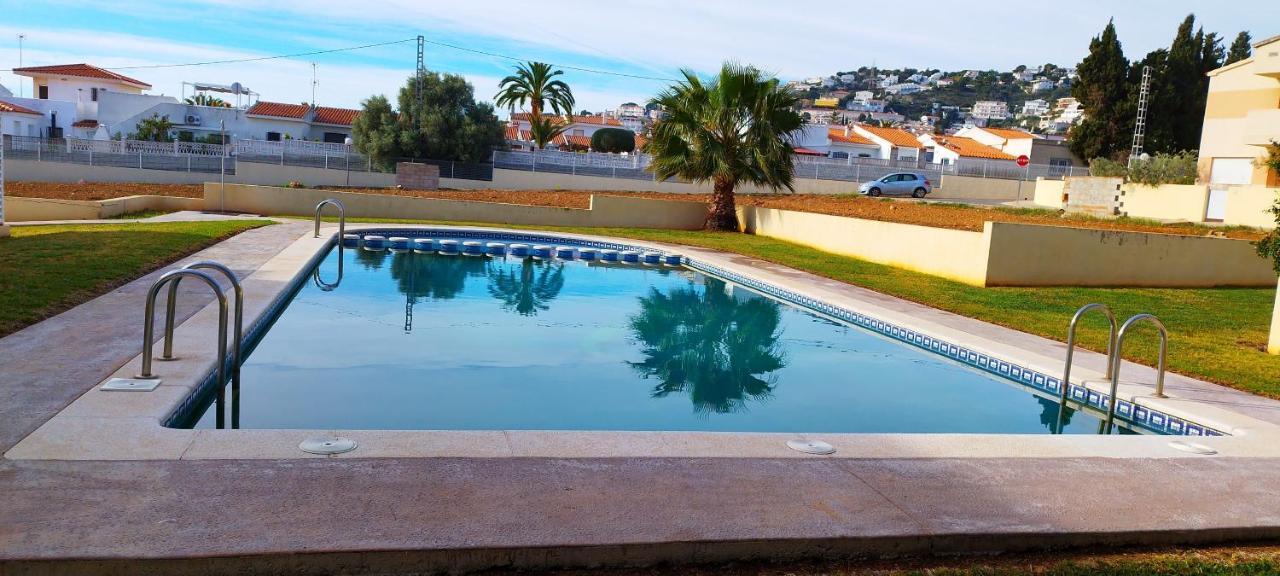 Independiente Con Vistas En Urbanizacion Privada * Peñíscola