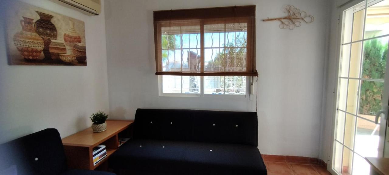 Independiente Con Vistas En Urbanizacion Privada Peñíscola